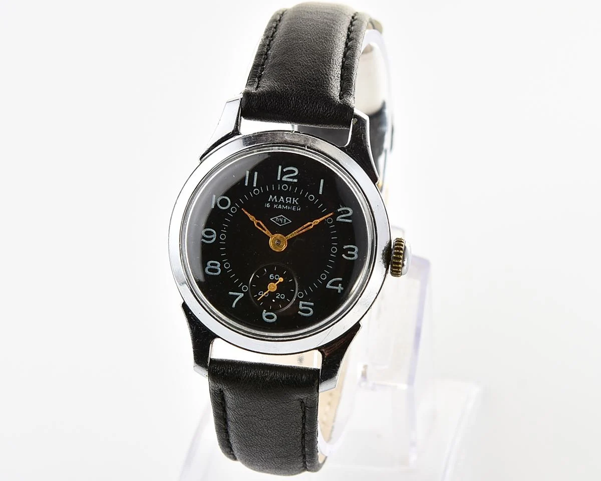 Vintage Soviet Mayak mechanical watch