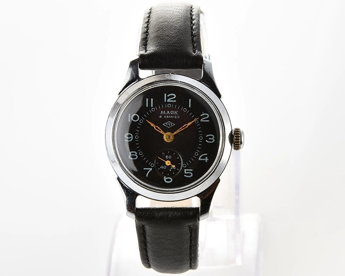 Vintage Soviet Mayak mechanical watch