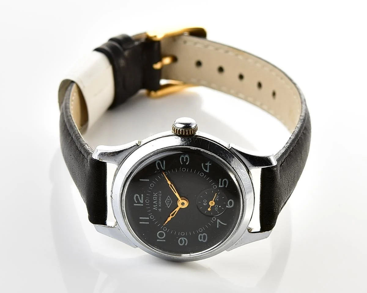 Vintage Soviet Mayak mechanical watch