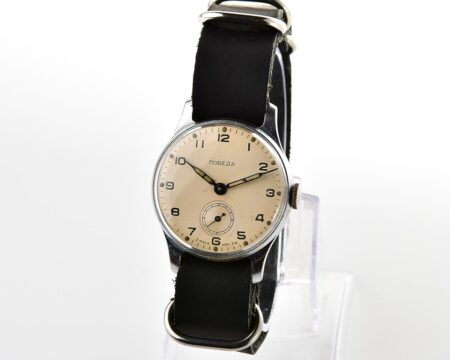 Excellent vintage soviet mechanical POBEDA watch, 2MChZ from the 1st quarter 1956!
