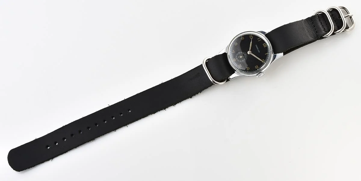 Excellent Soviet Pobeda mechanical watch, 1MChZ, from the 2nd quarter of 1954!