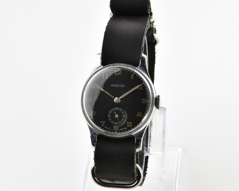 Excellent soviet POBEDA mechanical watch, 1MChZ, from the 2nd quarter of 1954!
