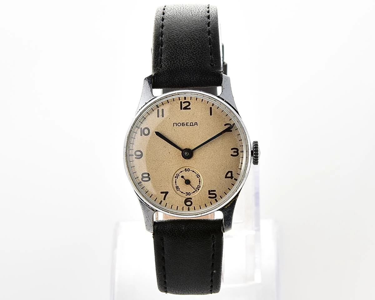 Soviet mechanical Pobeda watch, ChChZ, 3rd quarter of 1955