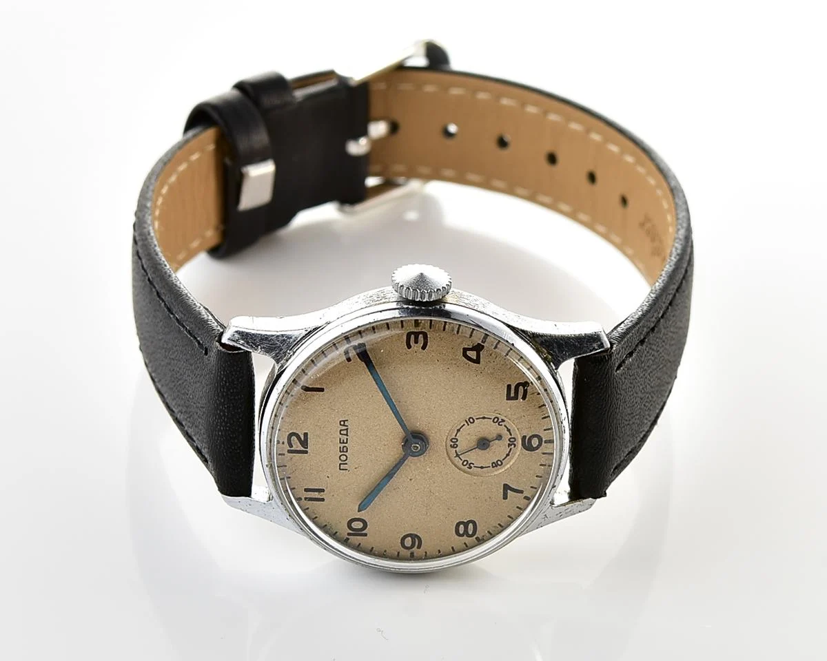 Soviet mechanical Pobeda watch, ChChZ, 3rd quarter of 1955