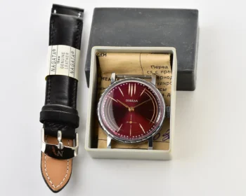 TIME CAPSULE: Mechanical Pobeda watch in box – New Old Stock (NOS)!