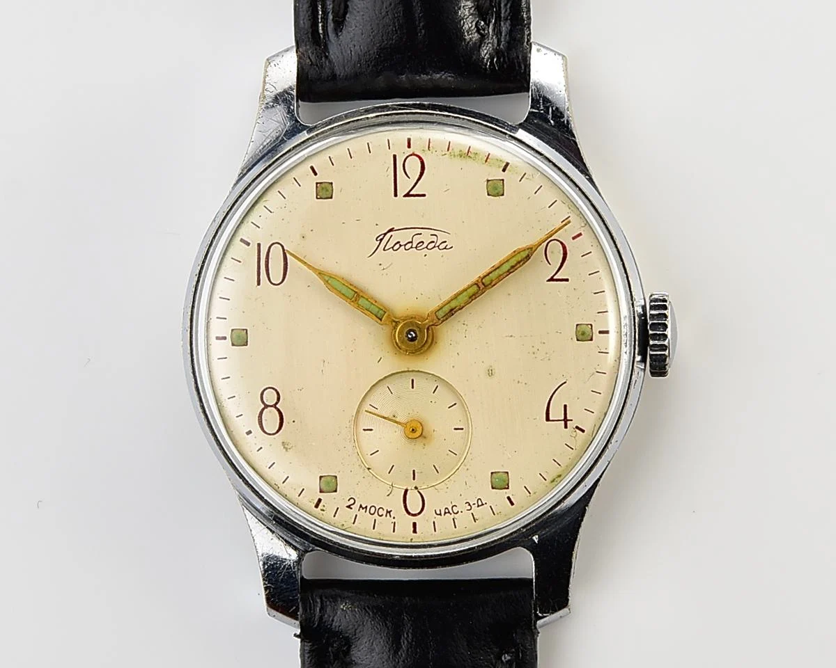 Vntage Soviet mechanical Pobeda watch, 2MChZ from 1st quarter 1958
