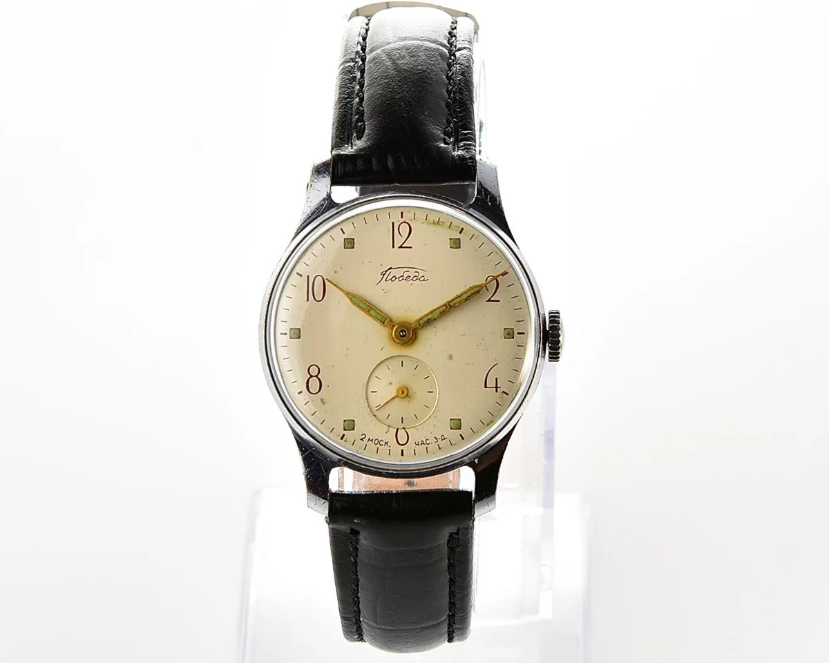 Vntage Soviet mechanical Pobeda watch, 2MChZ from 1st quarter 1958