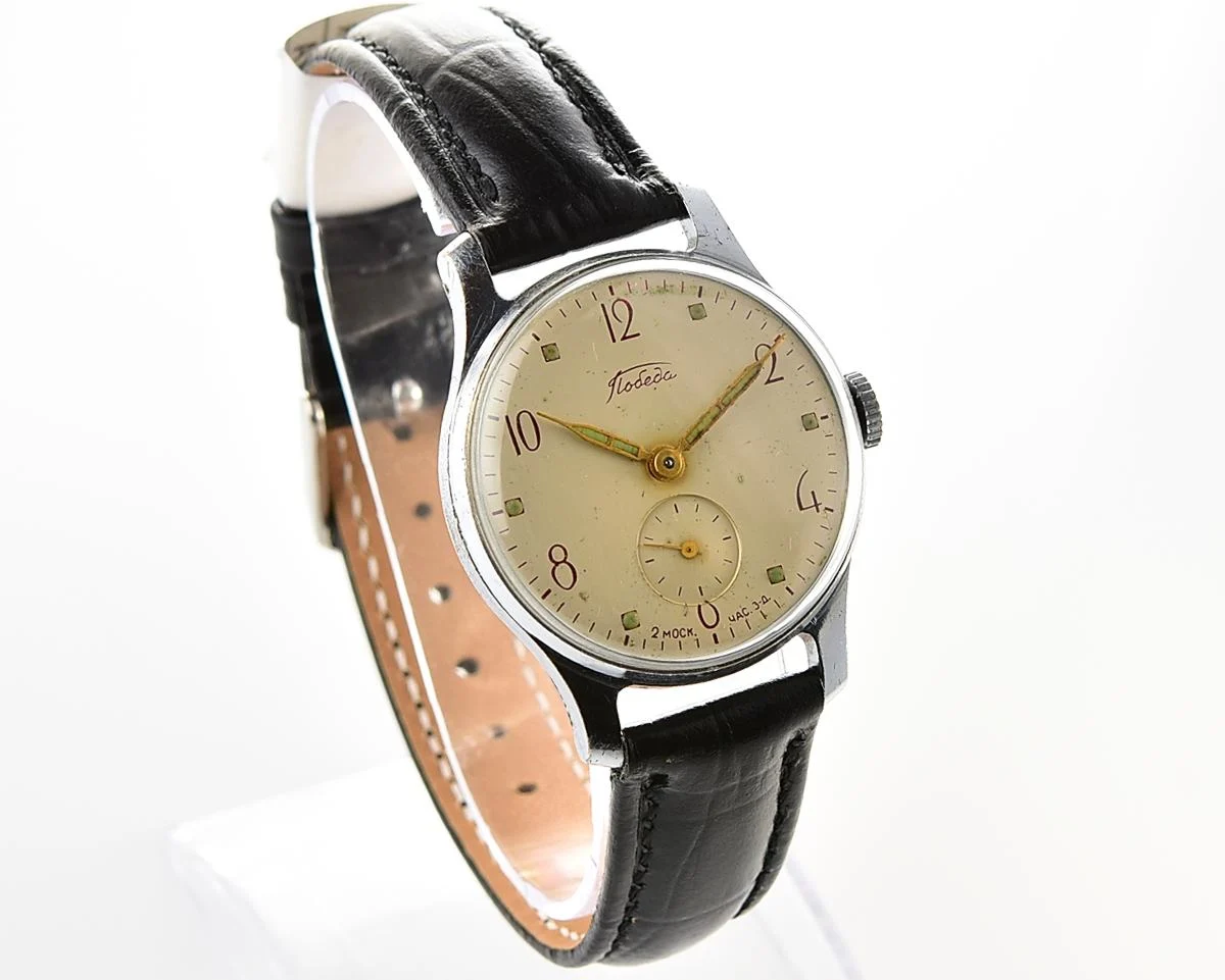 Vntage Soviet mechanical Pobeda watch, 2MChZ from 1st quarter 1958