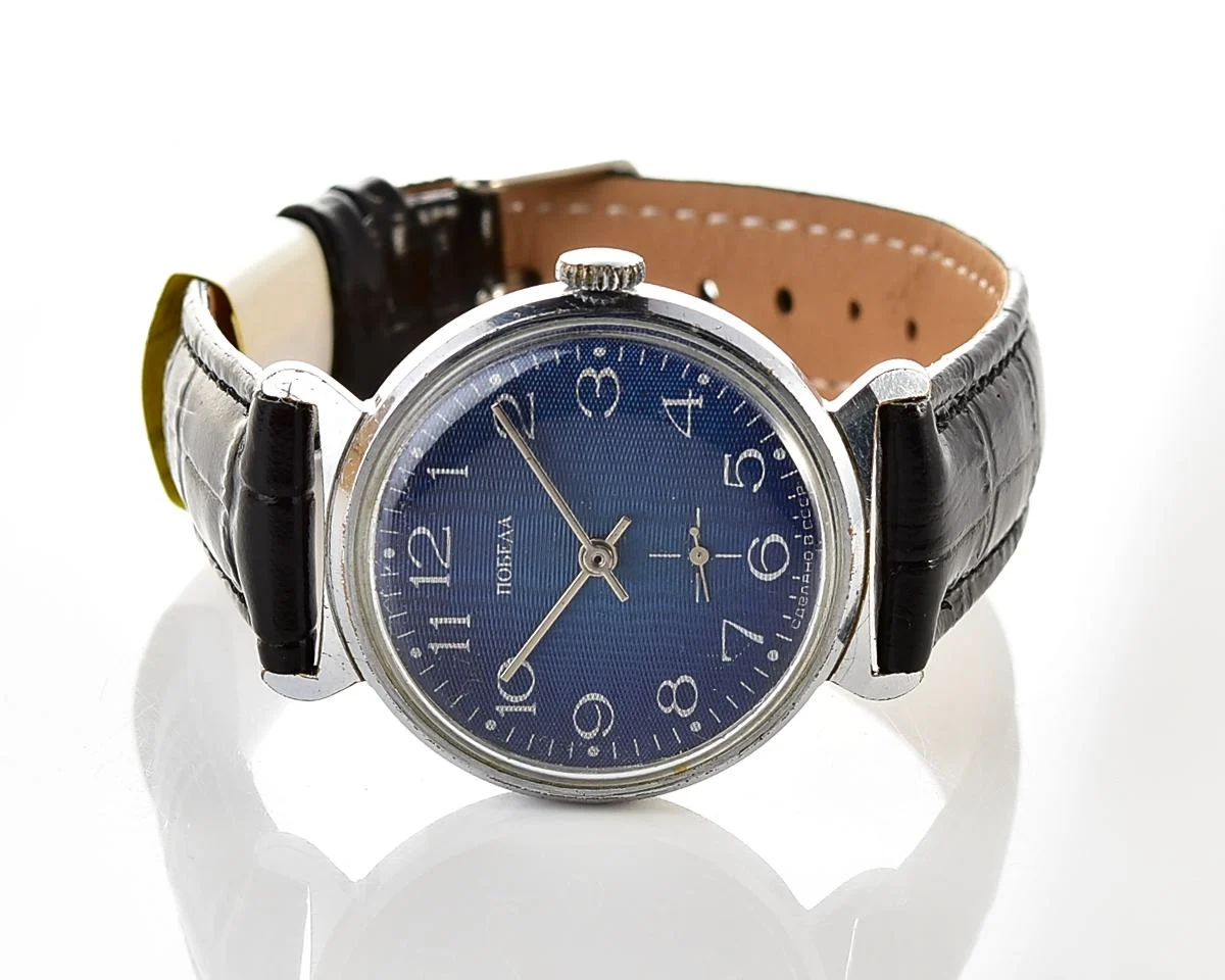 Soviet Pobeda vintage mechanical wrist watch