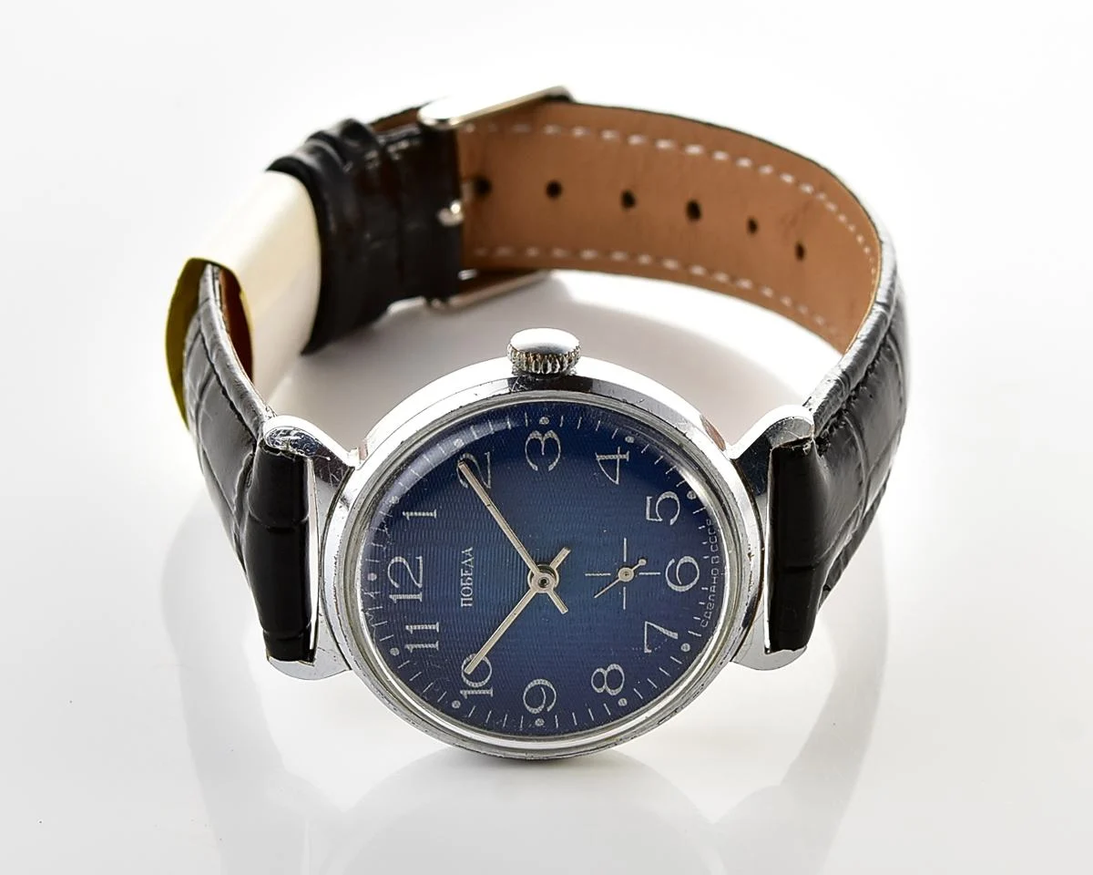 Soviet Pobeda vintage mechanical wrist watch