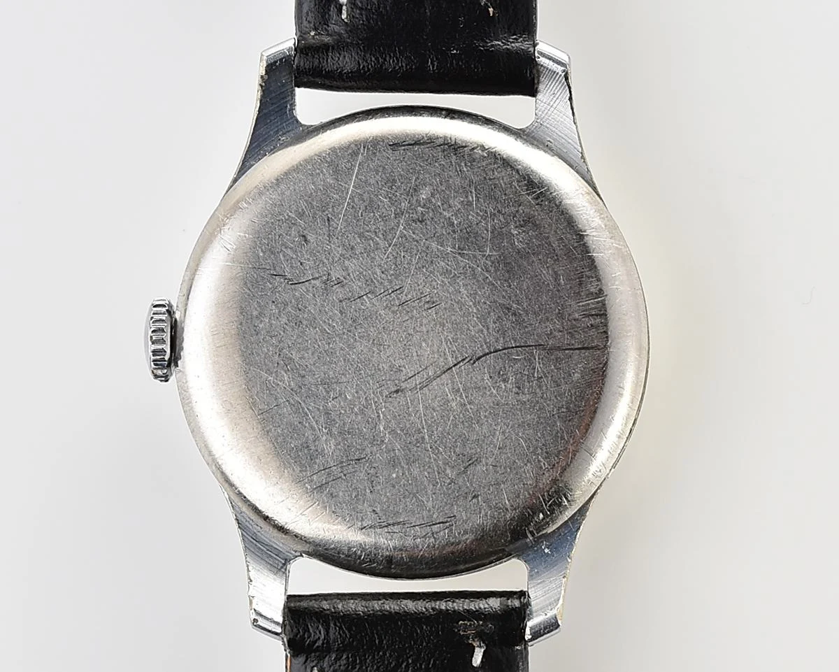 Excellent vintage Soviet mechanical Pobeda watch, 2MChZ from 4th quarter 1957!