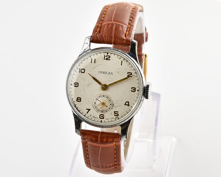 Vintage soviet mechanical POBEDA watch, 2MChZ from the 3rd quarter 1958