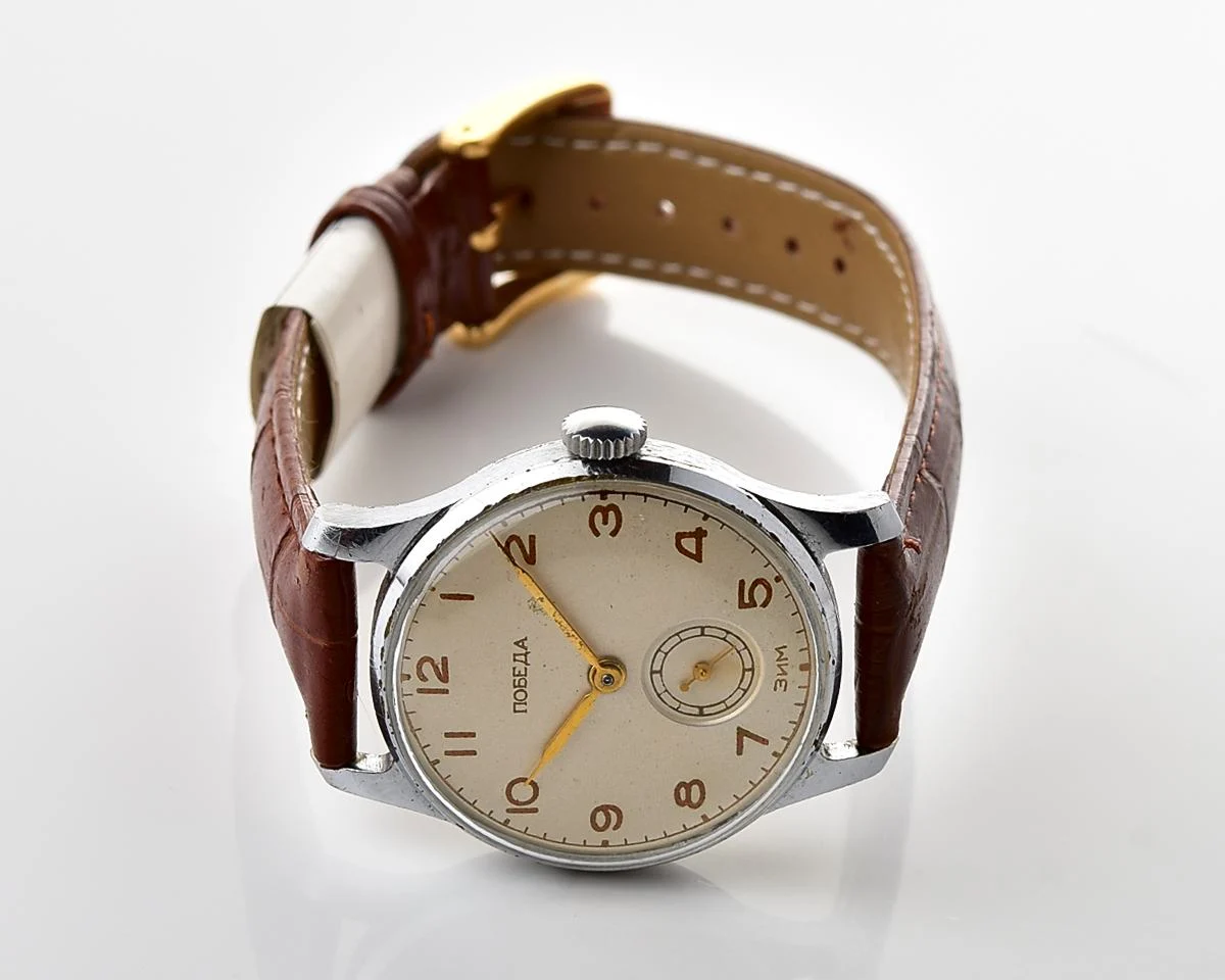 Vintage Soviet mechanical watch Pobeda ZiM, from the 4th quarter 1955!
