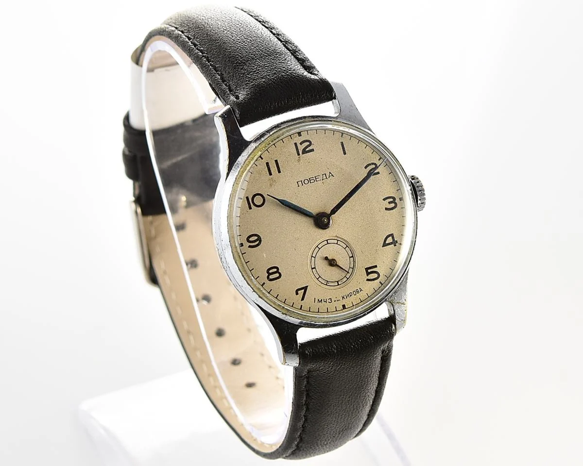 Excellent vintage Soviet mechanical Pobeda, 1MChZ, 3rd quarter of 1954!