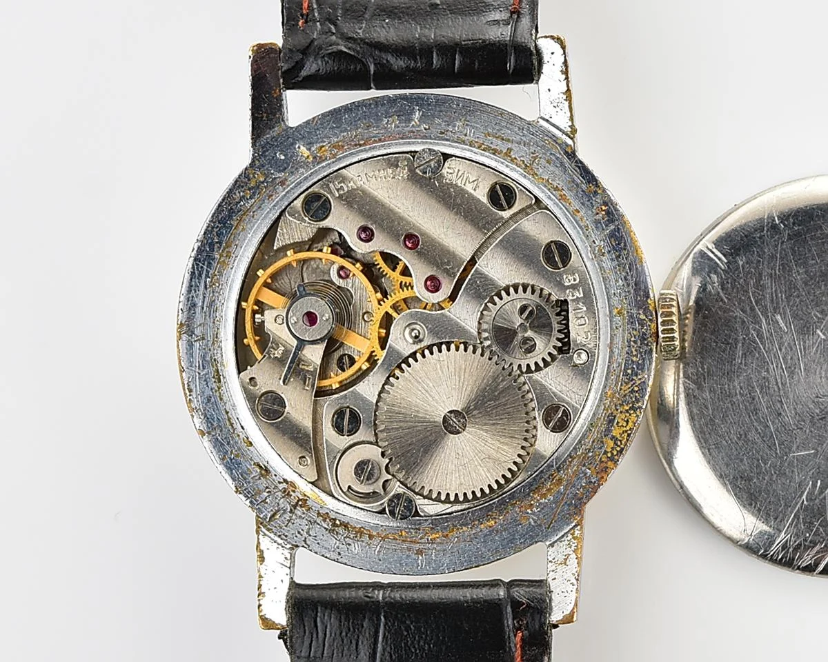 Vintage Soviet mechanical Pobeda wrist watch with Kremlin
