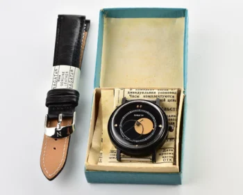 TIME CAPSULE: Raketa Copernicus Soviet vintage mechanical watch – New Old Stock (NOS)!