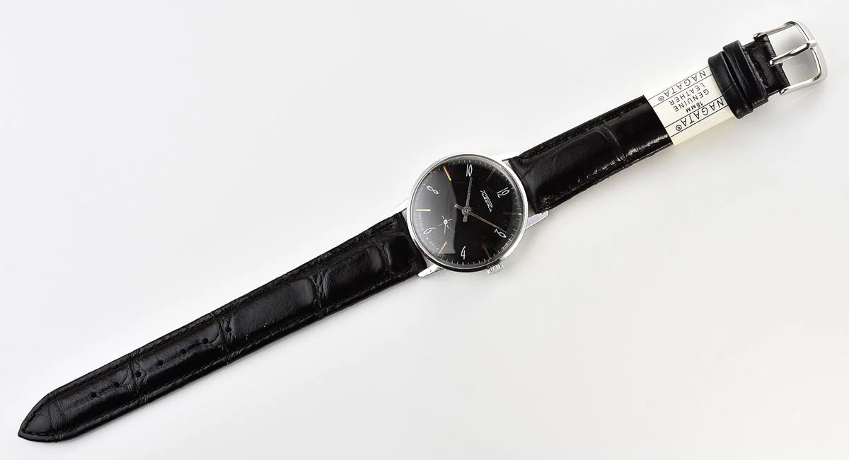 Vintage Soviet Raketa mechanical watch
