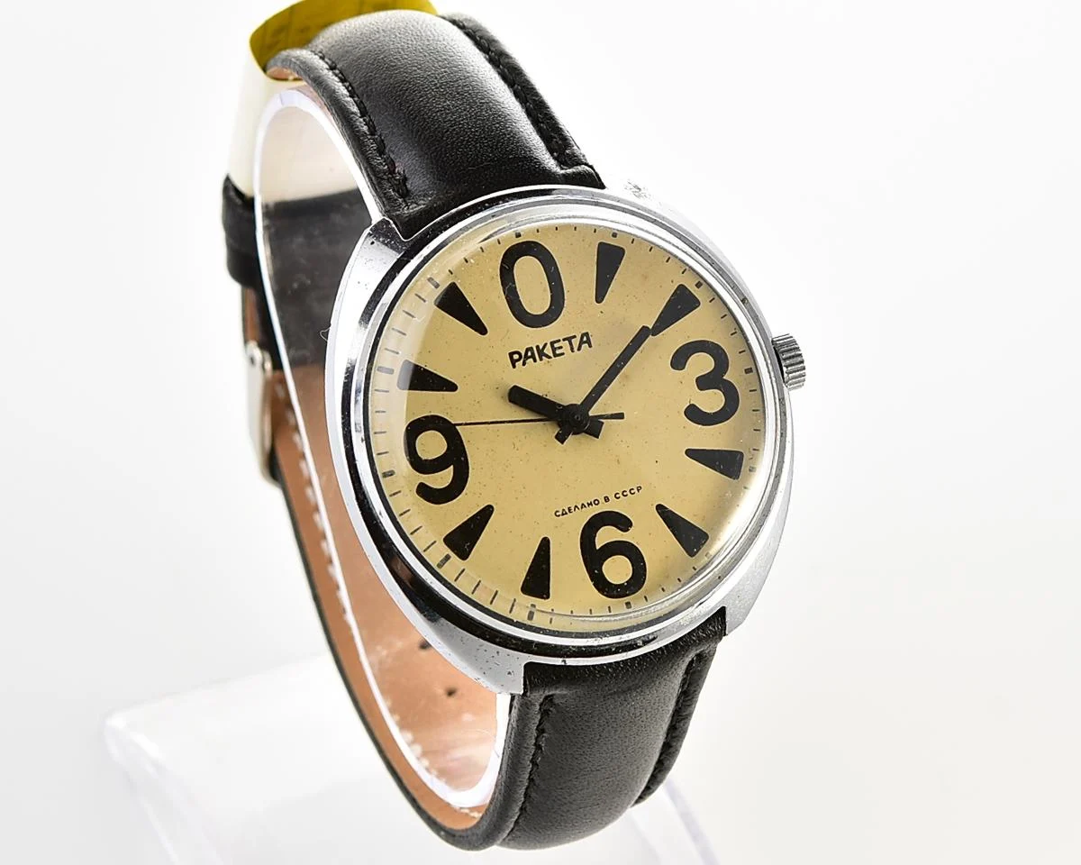 Soviet mechanical Raketa wristwatch "Big Zero"