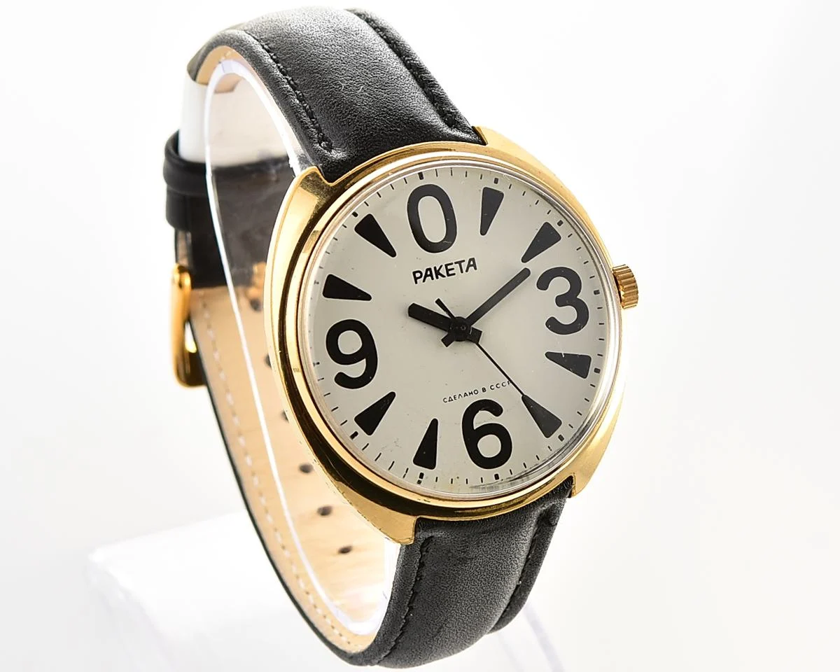Soviet mechanical gold-plated watch Raketa "big zero"