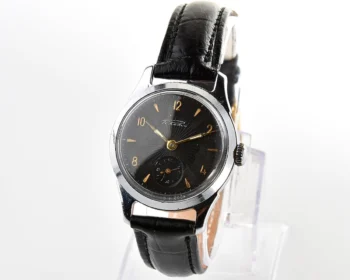 Vintage Soviet mechanical Raketa wrist watch