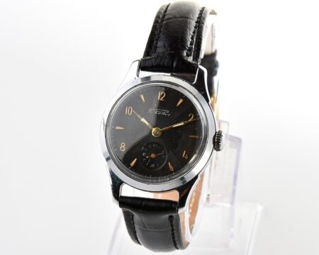 Vintage soviet mechanical RAKETA wrist watch