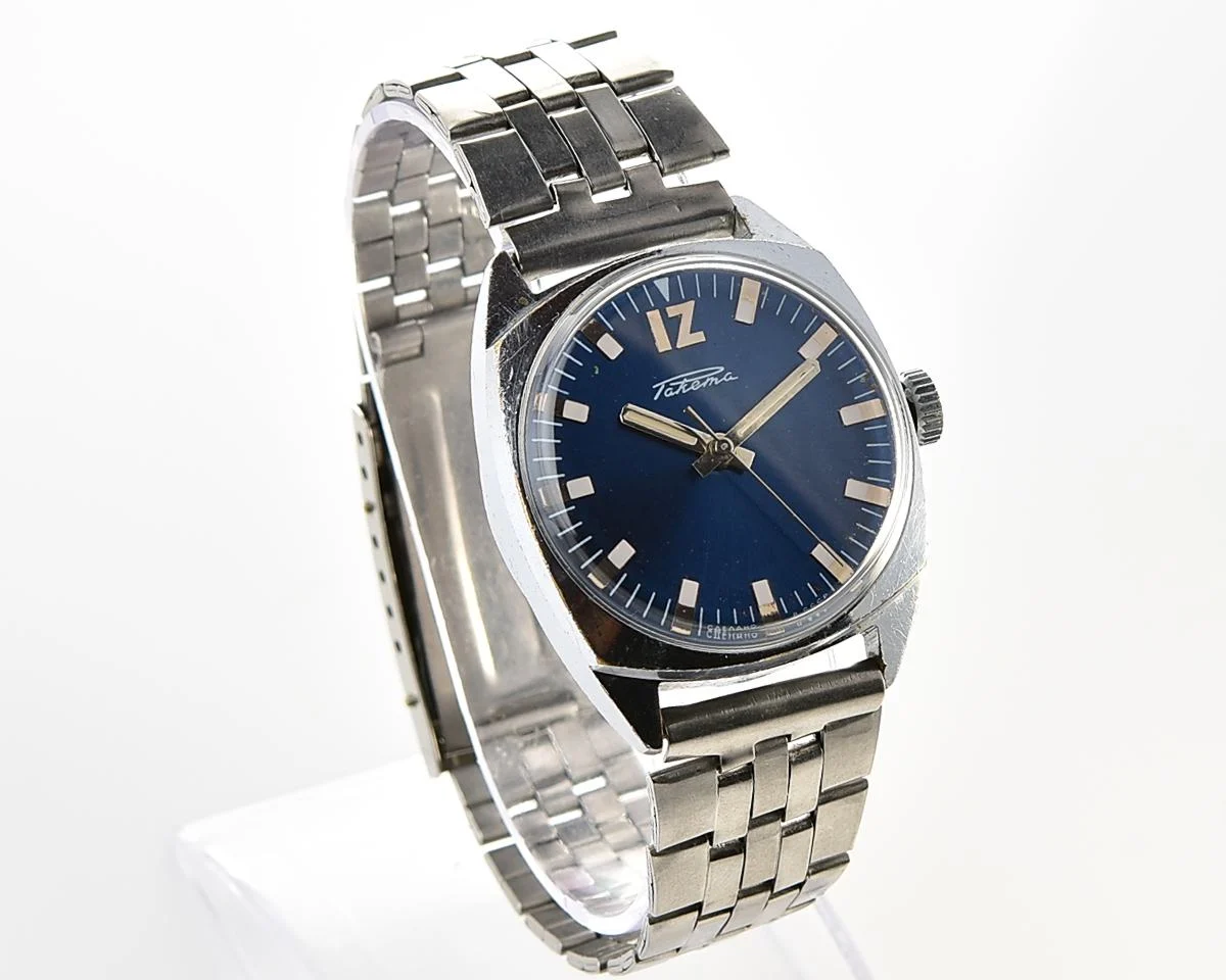 Excellent Soviet Raketa vintage mechanical watch with antimagnetic movement 2610!