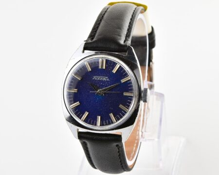 Soviet RAKETA vintage mechanical watch
