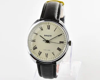 Large vintage Raketa mechanical watch