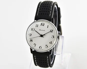 Soviet Raketa elegant vintage mechanical watch with silicon strap