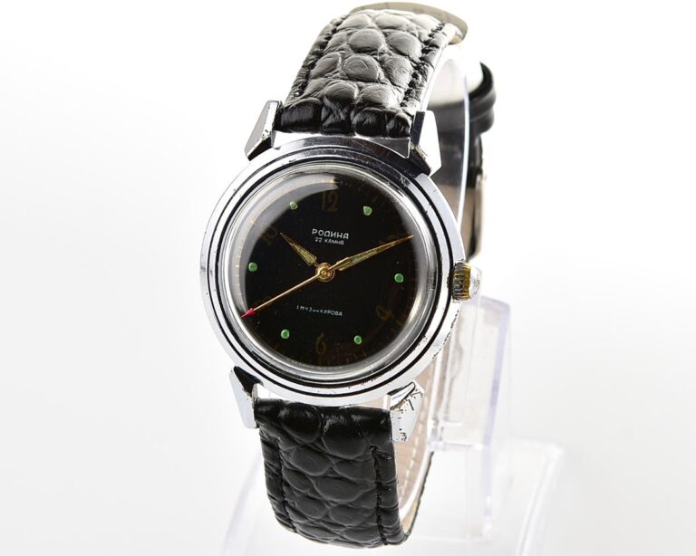 RODINA mechanical watch with automatic self-winding movement