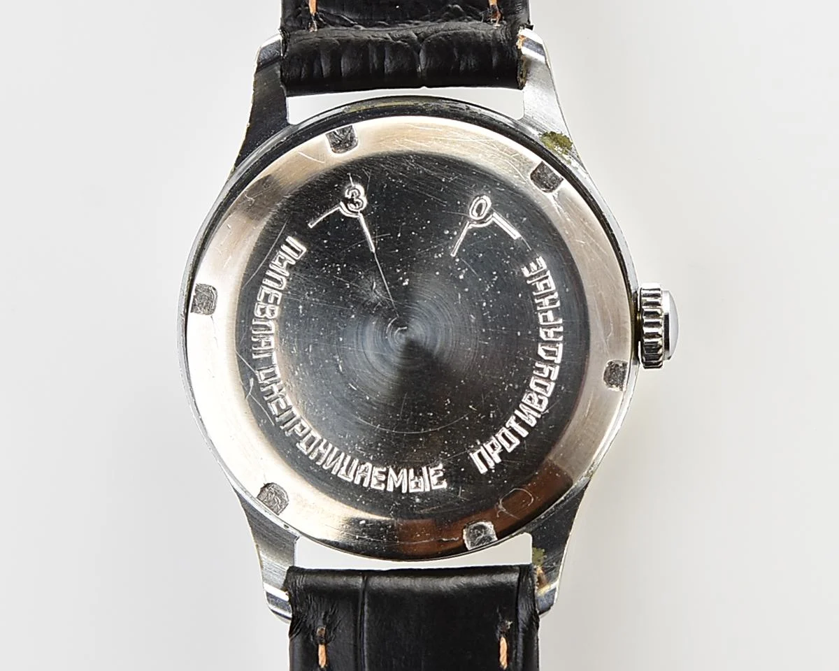 Rare! Vintage Soviet Saturn mechanical watch from the 1950s
