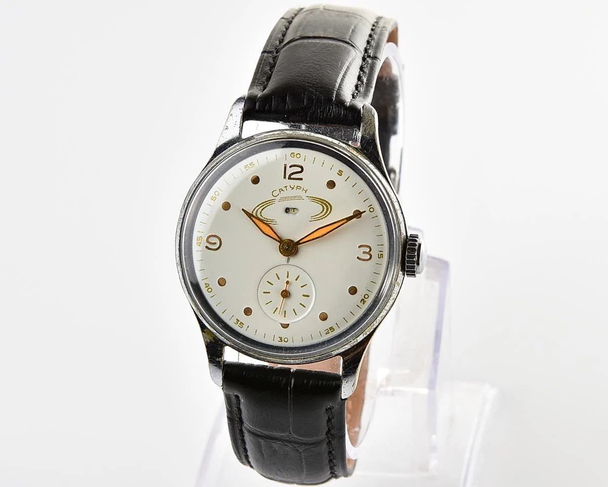Rare! Vintage Soviet Saturn mechanical watch from the 1950s
