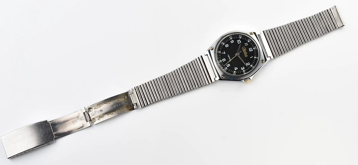 Soviet Slava watch with quartz movement