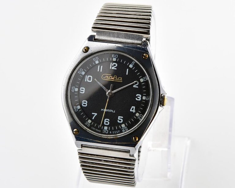 Automatic soviet SLAVA watch with quartz movement
