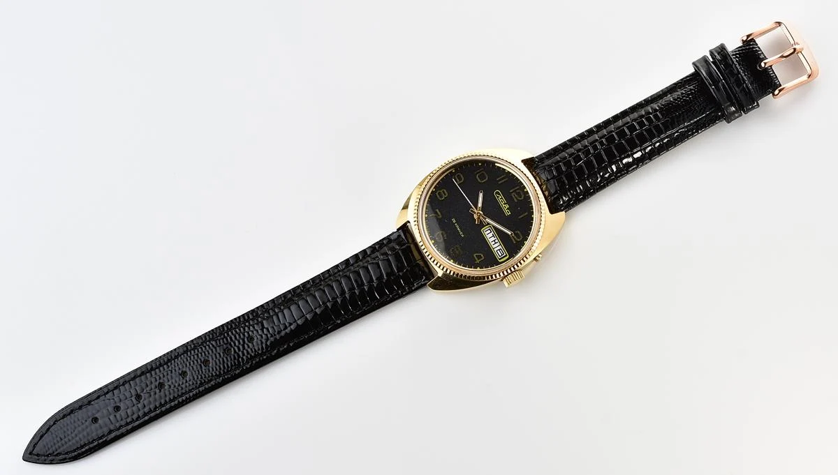 Slava Soviet gold-plated mechanical vintage watch