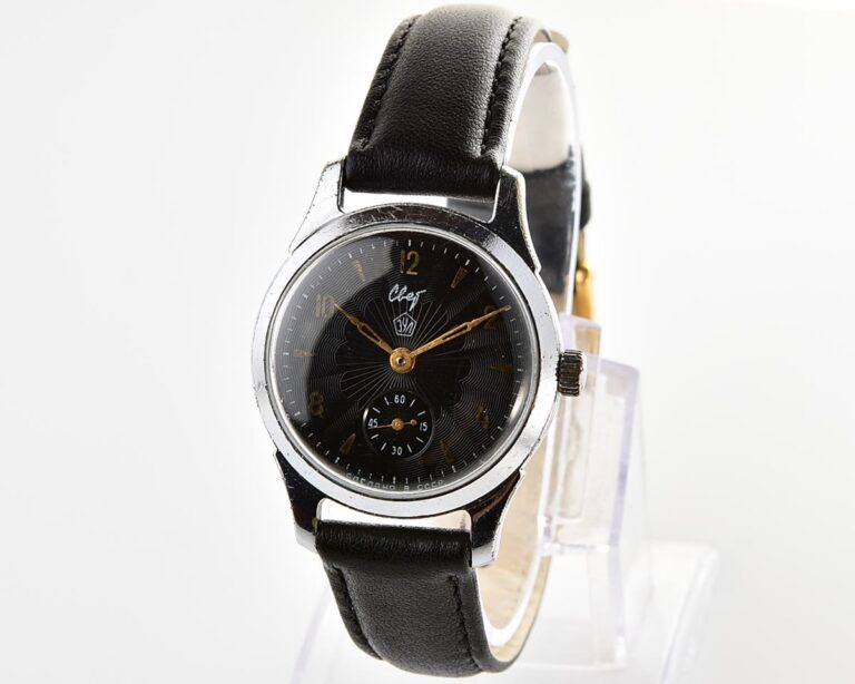 Vintage soviet SVET "Light" mechanical watch