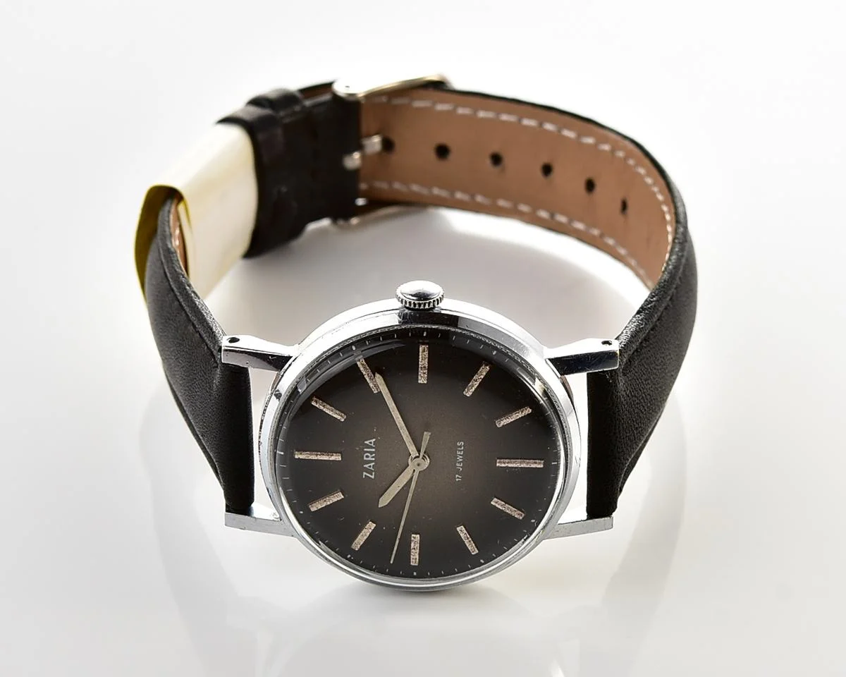 Vintage mechanical Zaria Soviet watch