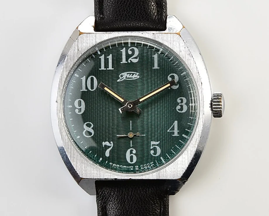 ZiM Soviet mechanical watch - SovietWatchStore.com