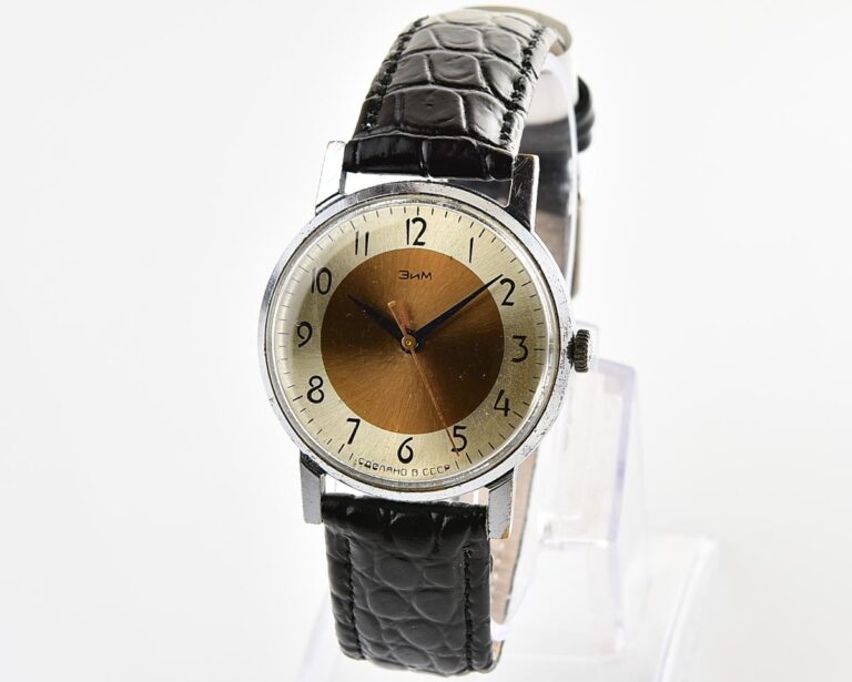 ZiM soviet mechanical watch with unusual duotone dial