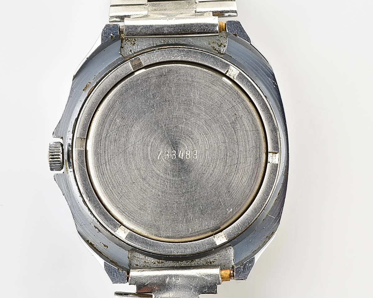 Vintage Chaika black dial Soviet quartz watch