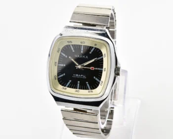 Vintage Chaika black dial Soviet quartz watch