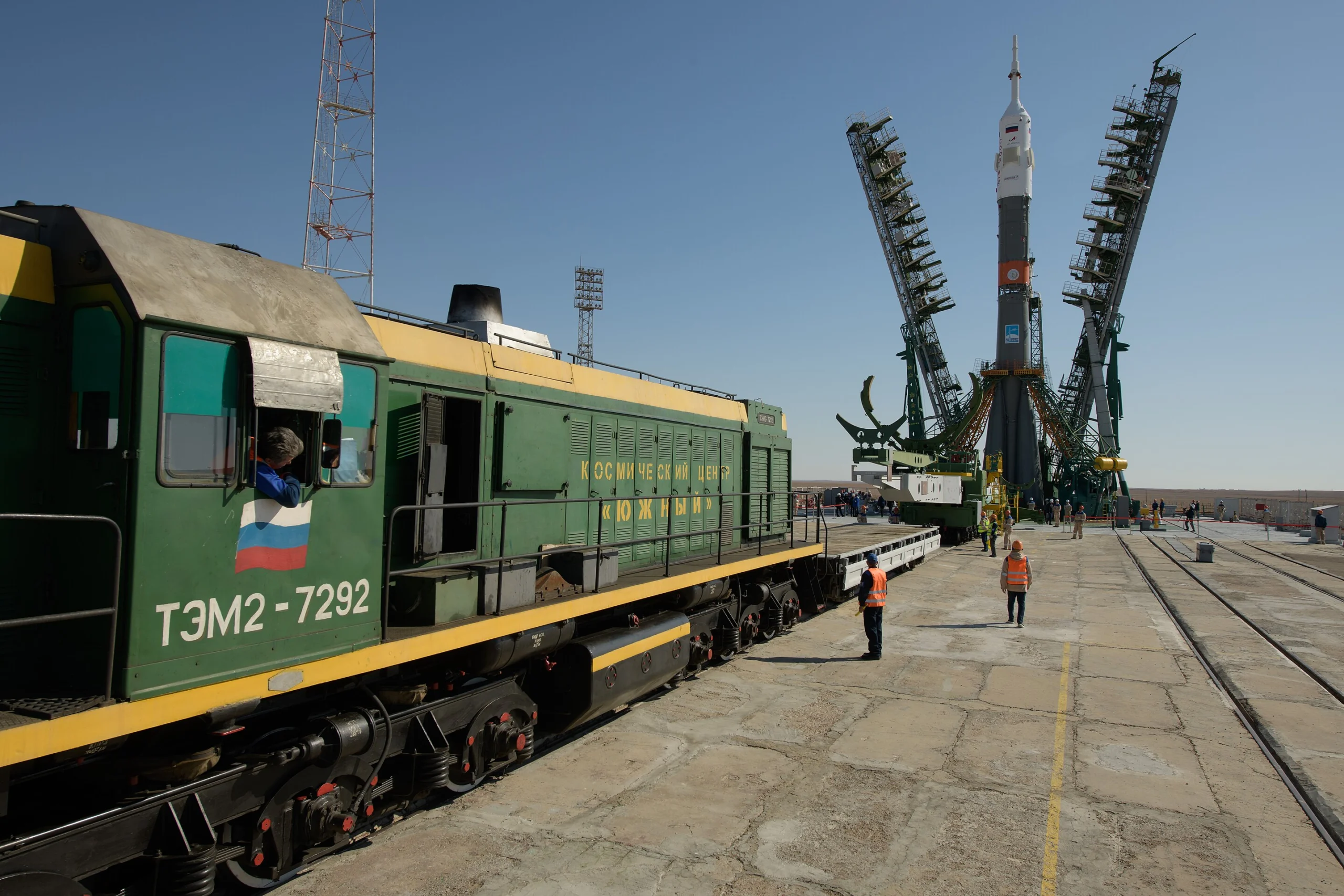Expedition_61_Soyuz_Rollout_(NHQ201909230040) Expedition-61 Soyuz Rollout