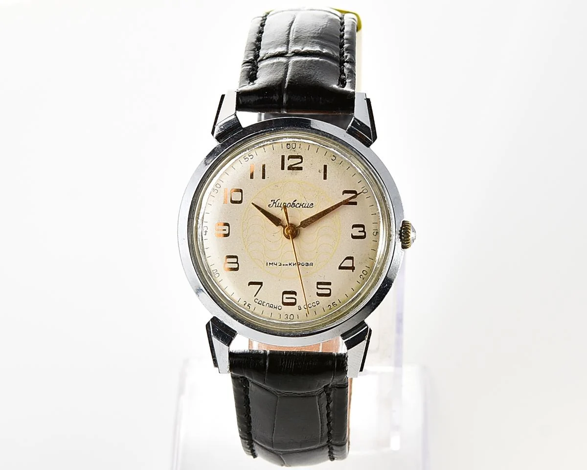 Rare! Beautiful vintage Soviet wrist watch from 50s - Kirovskie from the 1st Moscow Watch Factory