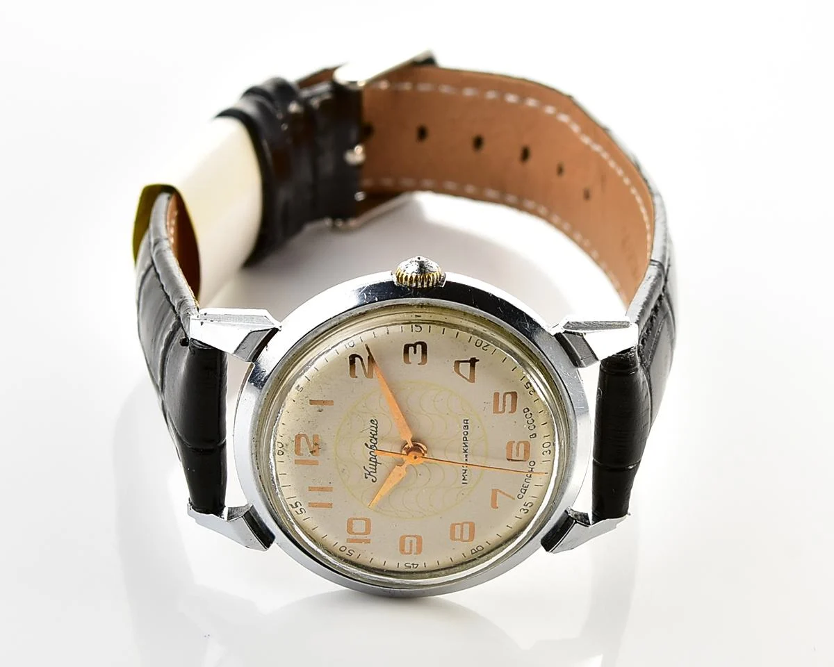 Rare! Beautiful vintage Soviet wrist watch from 50s - Kirovskie from the 1st Moscow Watch Factory