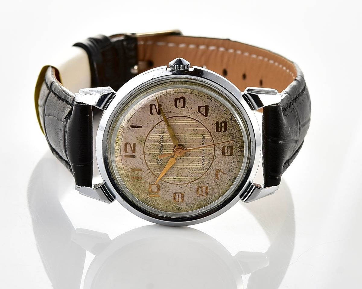 Beautiful vintage soviet wrist watch from 50s - Kirovskie 1MWF