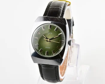 Soviet vintage mechanical watch Luch