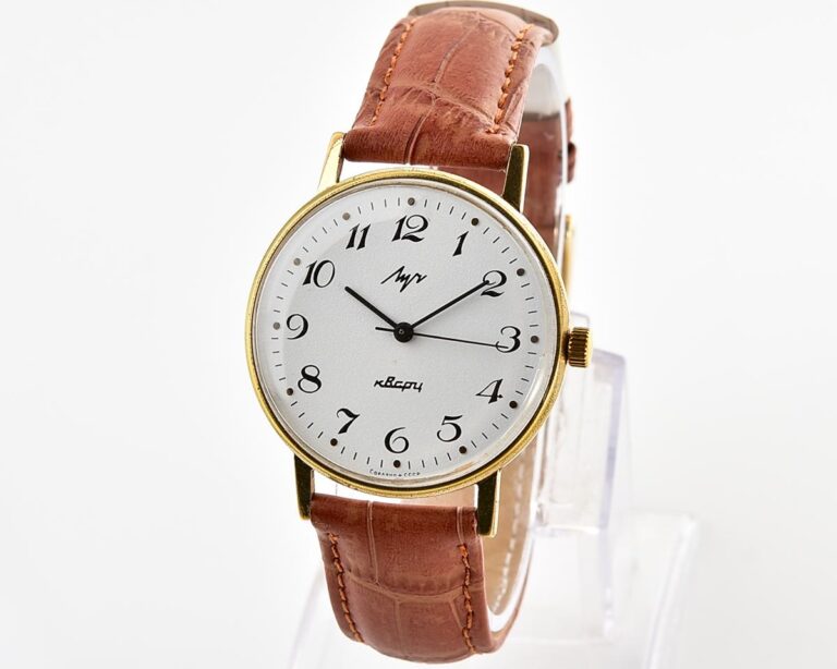 Soviet Luch watch with quartz movement
