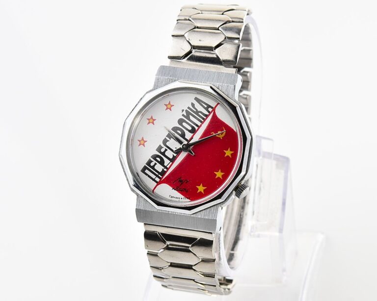 Soviet LUCH PERESTROIKA quartz watch