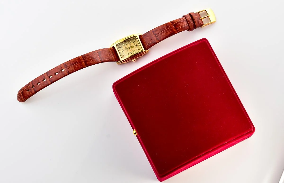 πΊπ¦ Ukrainian made Record quartz watch - from the Mayor of Kyiv!