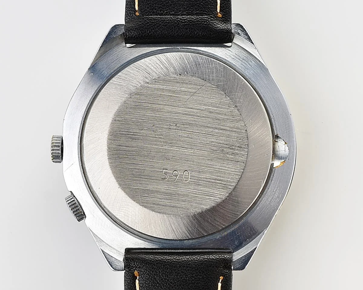 Vintage mechanical Raketa World Traveler (Goroda) watch with 24 hours 2623.H mechanical movement